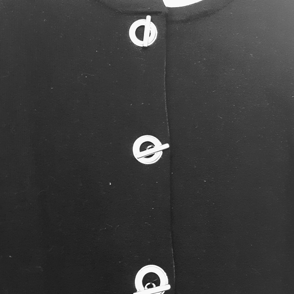 PREMISE STUDIO ELEGANT CARDIGAN WITH SILVER BUTTON - Picture 5 of 5